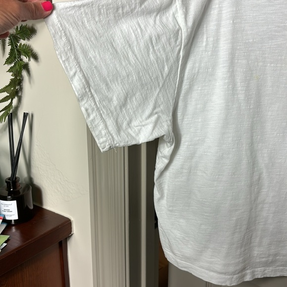 Universal thread boxy white T-shirt Sz XXL GUC - Picture 2 of 8